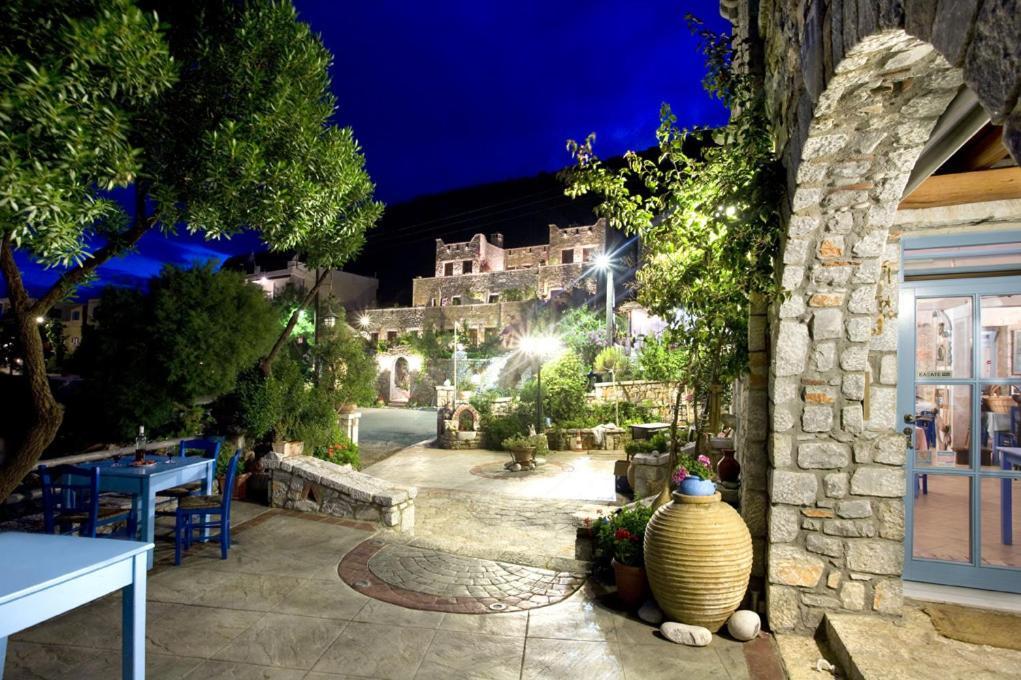 Elixirion Guest House Karavostásion Esterno foto