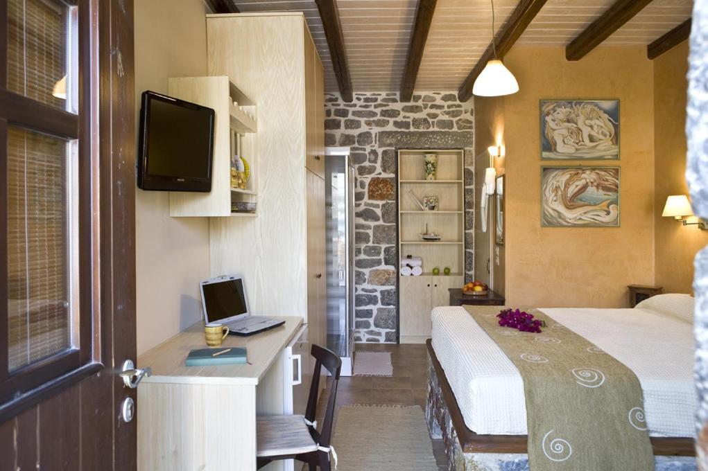 Elixirion Guest House Karavostásion Esterno foto